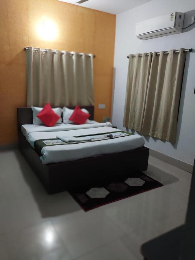 Hotel Madison Homes Bhubaneswar Ngoại thất bức ảnh