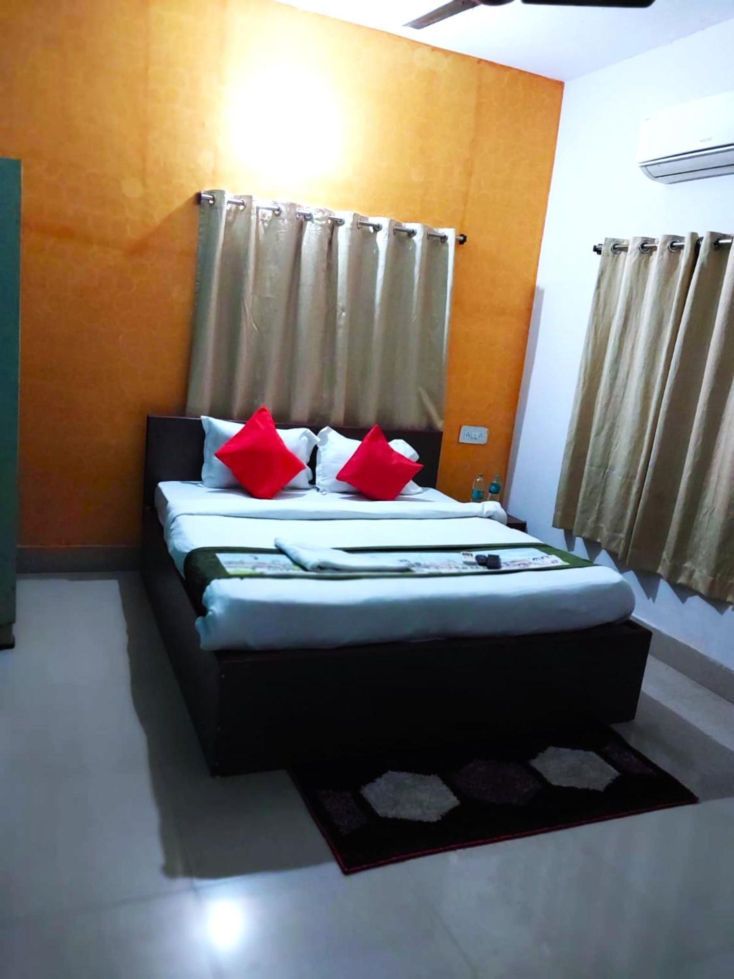 Hotel Madison Homes Bhubaneswar Ngoại thất bức ảnh
